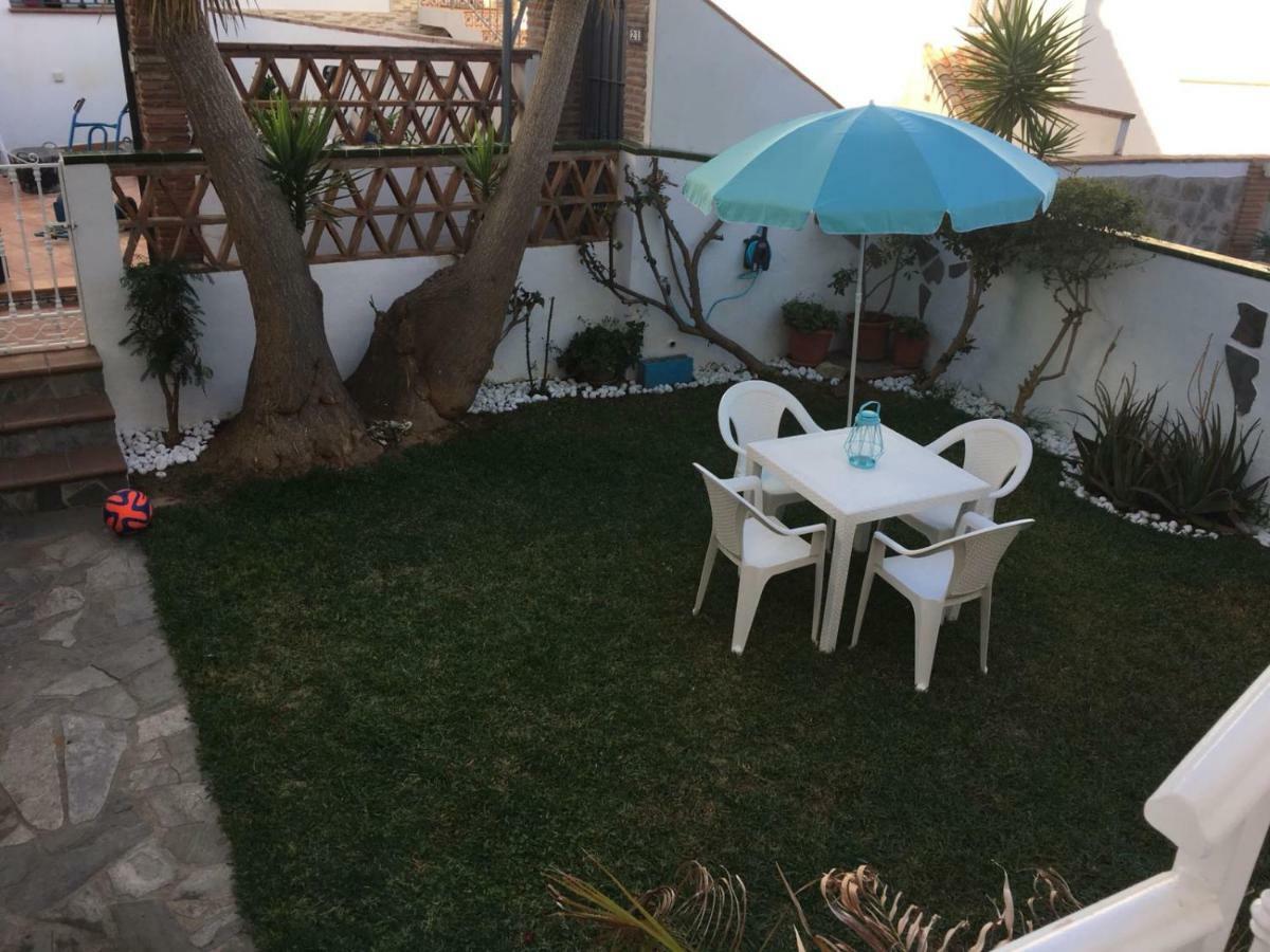 Apartamento Pueblo Rocio 80 内尔哈 外观 照片